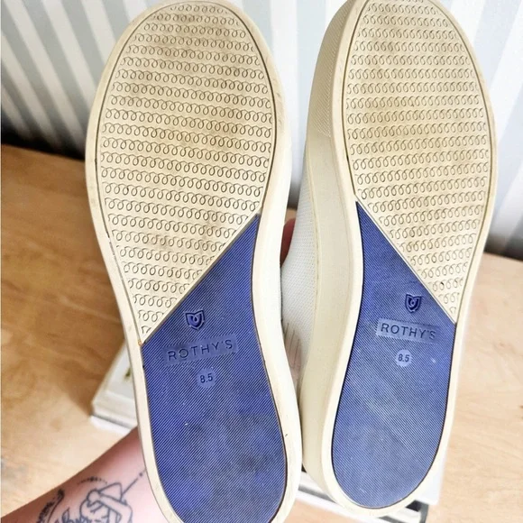 White Rothy’s Chelsea boots women’s 8.5 - Picture 3 of 7